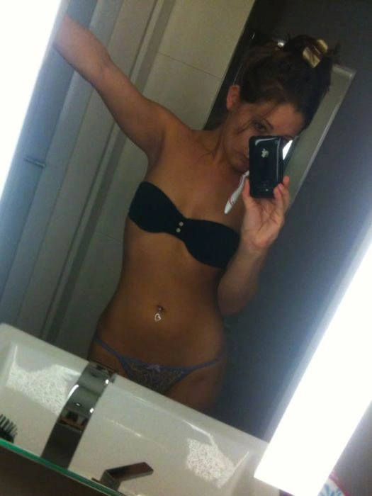 Дівчата та Apple iPhone. Частина 2 (130 фото) – фото 33