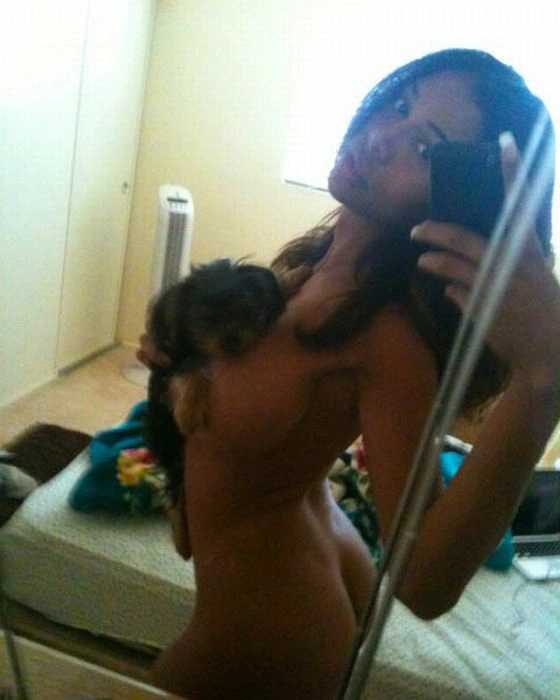 Дівчата та Apple iPhone. Частина 2 (130 фото) – фото 70