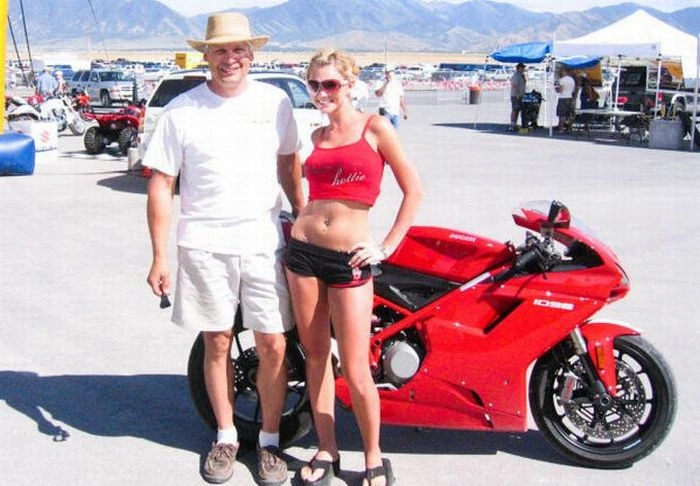 Дівчата з мотошоу Ducati (92 фото) – фото 79