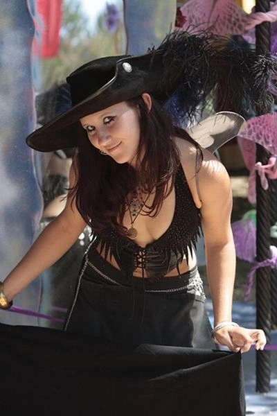 Дівчата-піратки (44 фото) – фото 27