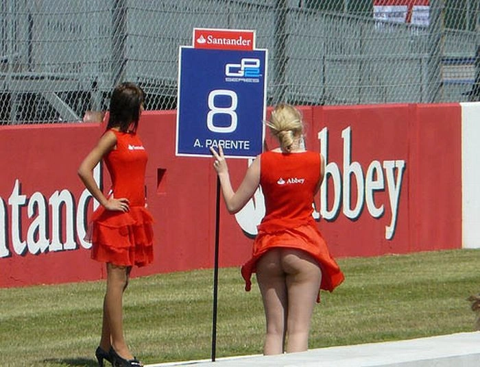 Найкращі жіночі попи з автомобільних заходів (113 фото) – фото 75