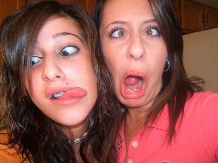 Дівчата вигинаються (64 фото) – фото 1