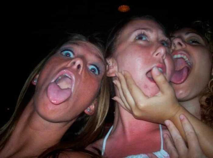 Дівчата вигинаються (64 фото) – фото 5