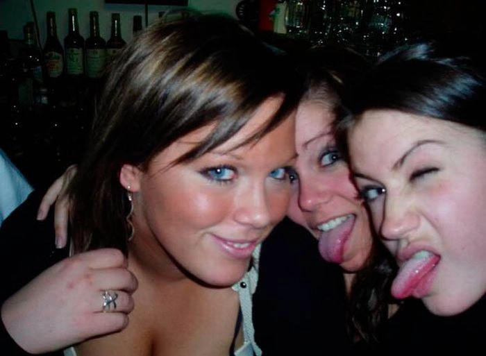 Дівчата вигинаються (64 фото) – фото 12