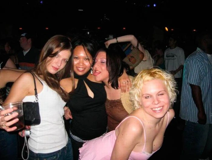 Дівчата вигинаються (64 фото) – фото 37