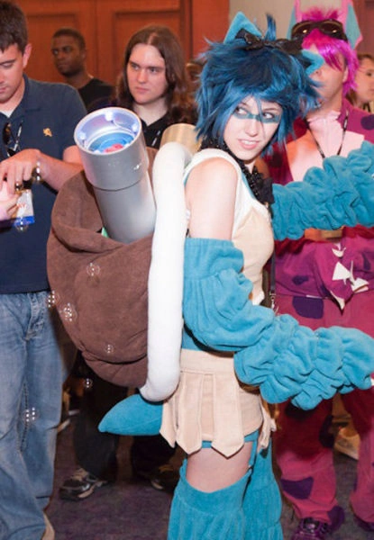 Дівчата в костюмах Покемонів (43 фото) – фото 14