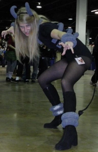 Дівчата в костюмах Покемонів (43 фото) – фото 28