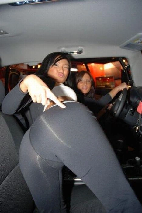 Дівчата в тренувальних лосінах (31 фото) – фото 4