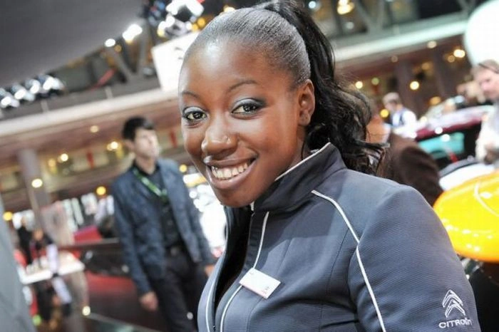 Дівчата Паризького автосалону (109 фото) – фото 69