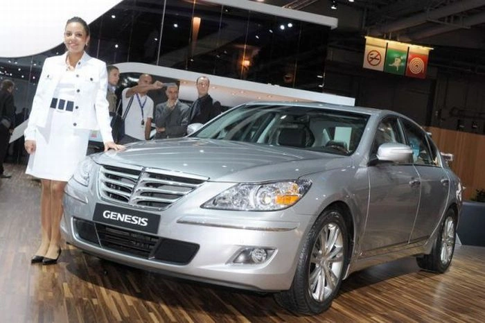 Дівчата Паризького автосалону (109 фото) – фото 76