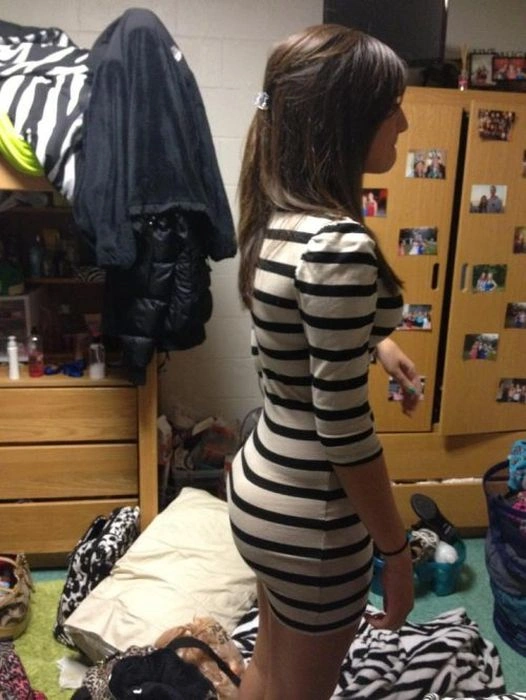 Стрункі та підтягнуті сідниці сексуальних дівчат (45 фото) – фото 42