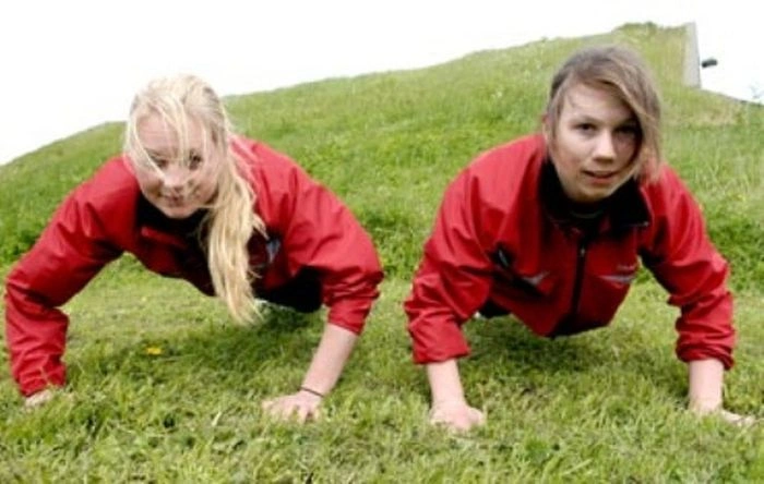 Гарні дівчата в військовій формі різних країн світу (60 фото) – фото 56