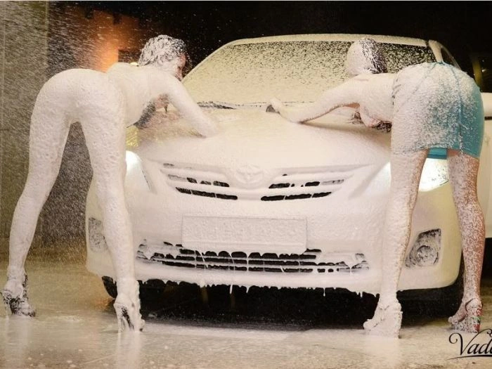 Сексуальні дівчата та заряджені автомобілі (80 фото) – фото 80