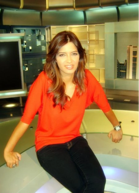 Сара Карбонеро - найсексуальніша журналістка Іспанії (24 фото) – фото 13