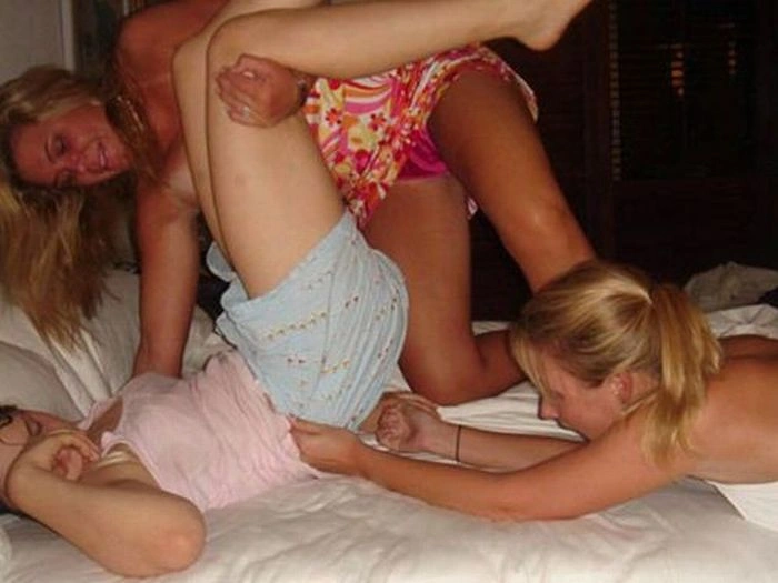 П'ятничні п'яні дівчата (119 фото) – фото 58