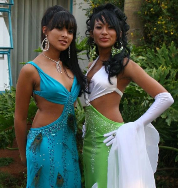 Гарні і сексуальні близняшки (38 фото) – фото 10