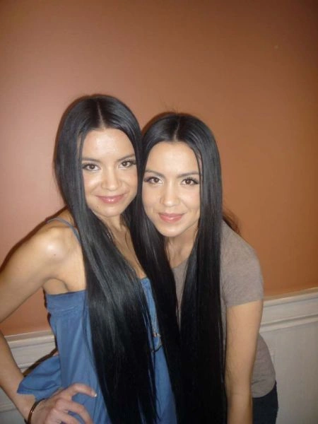 Гарні і сексуальні близняшки (38 фото) – фото 19