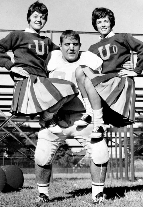 Дівчата з групи підтримки в стилі 60-х (13 фото) – фото 7