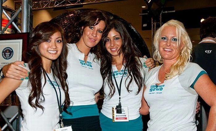 Дівчата з виставки комп'ютерних ігор (64 фото) – фото 4