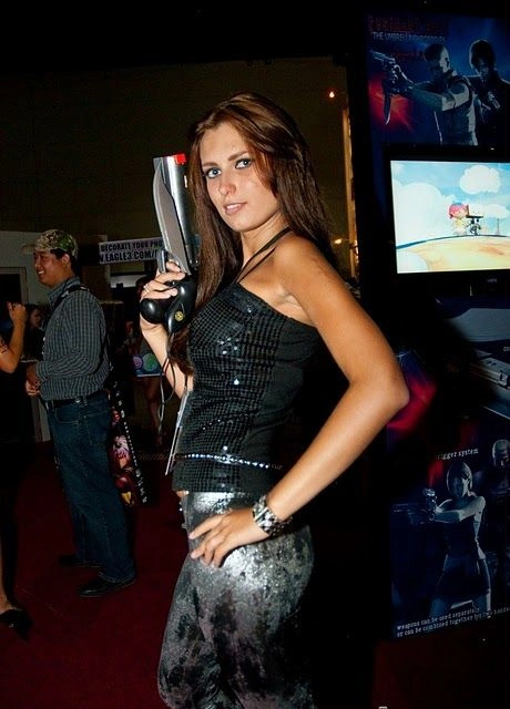 Дівчата з виставки комп'ютерних ігор (64 фото) – фото 18