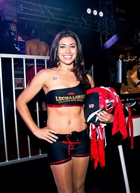 Дівчата з виставки комп'ютерних ігор (64 фото) – фото 36