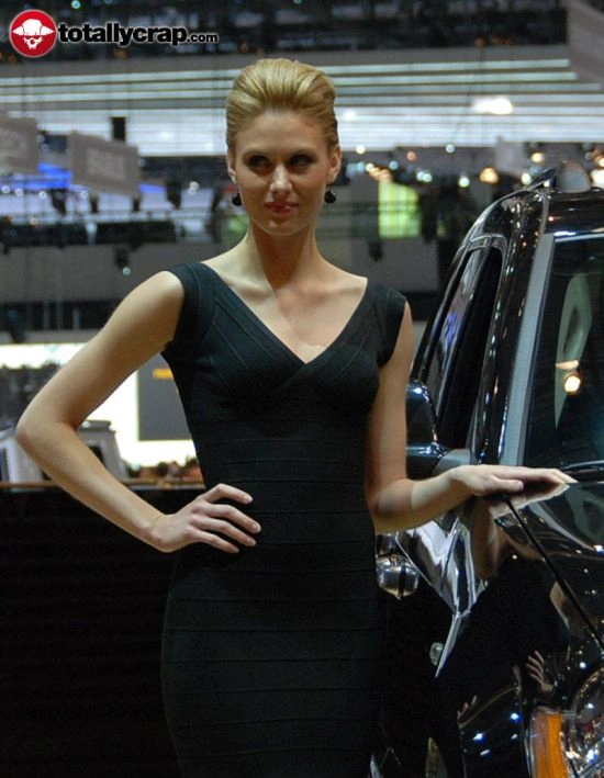 Дівчата на автовиставці в Женеві (110 фото) – фото 14