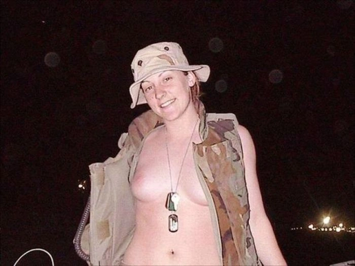 Дівчата в уніформі (22 фото) – фото 19