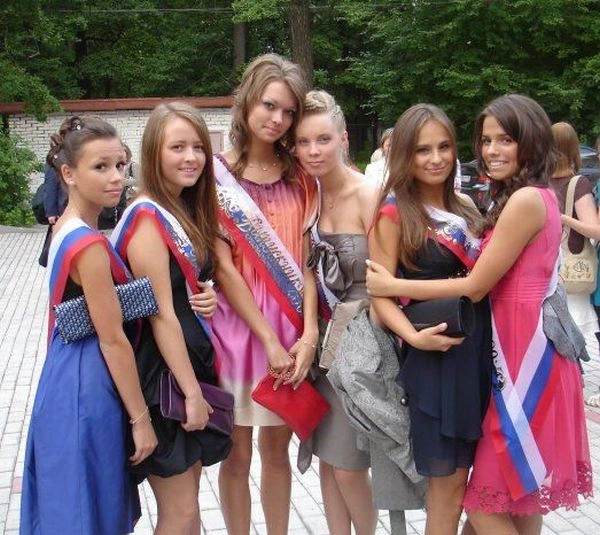 Випускниці 2009 року. Ще одна підбірка (81 фото) – фото 30