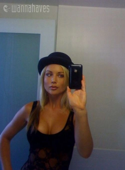 Сексуальні дівчата та iPhone (23 фото) – фото 4