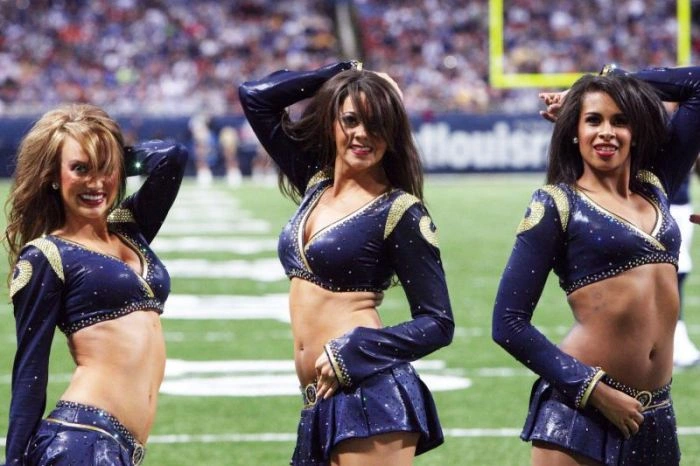 Дівчата з групи підтримки (32 фото) – фото 2