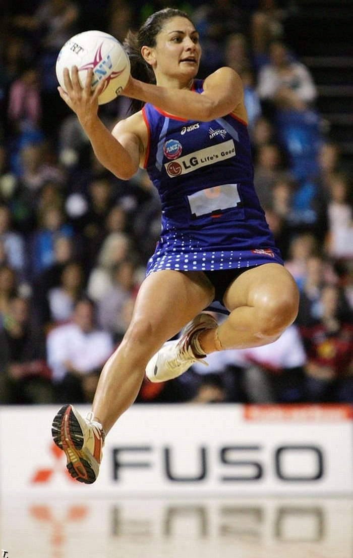 Найсексуальніші костюми для різних видів спорту (60 фото) – фото 44