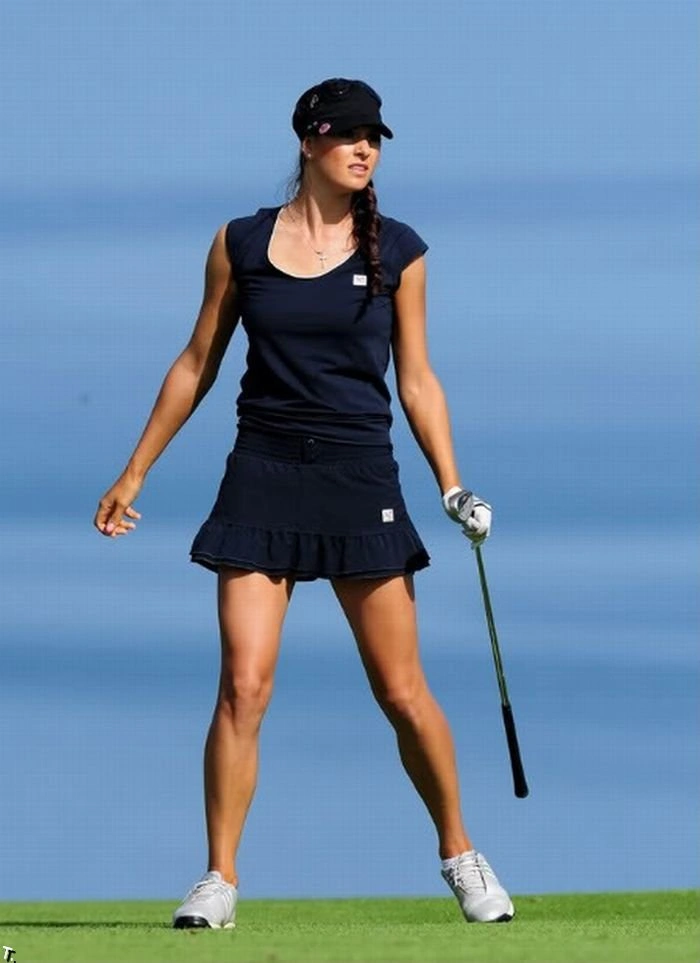 Найсексуальніші костюми для різних видів спорту (60 фото) – фото 54