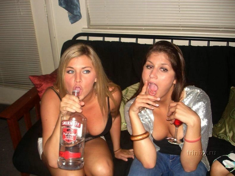 Колекція чарівних декольте (41 фото) – фото 23