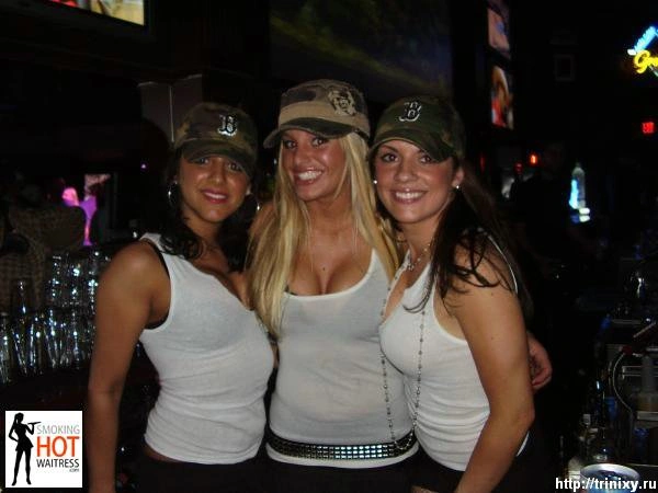 Найсексуальніші барменші США (120 фото) – фото 15