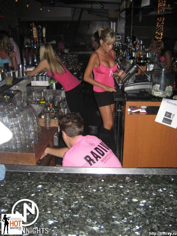 Найсексуальніші барменші США (120 фото) – фото 23