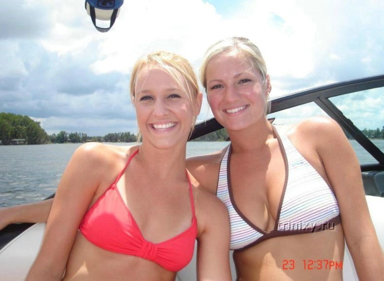 Чарівна підбірка чарівних дівчат у купальниках (62 фото) – фото 15