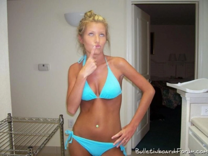 Дівчата в бікіні (150 фото) – фото 16