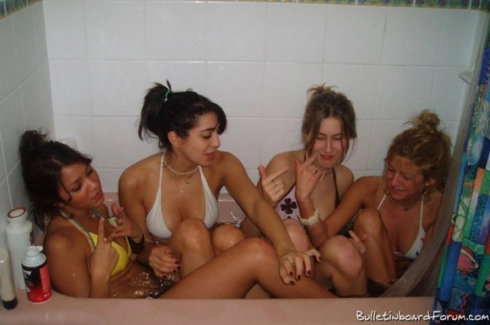 Дівчата в бікіні (150 фото) – фото 32