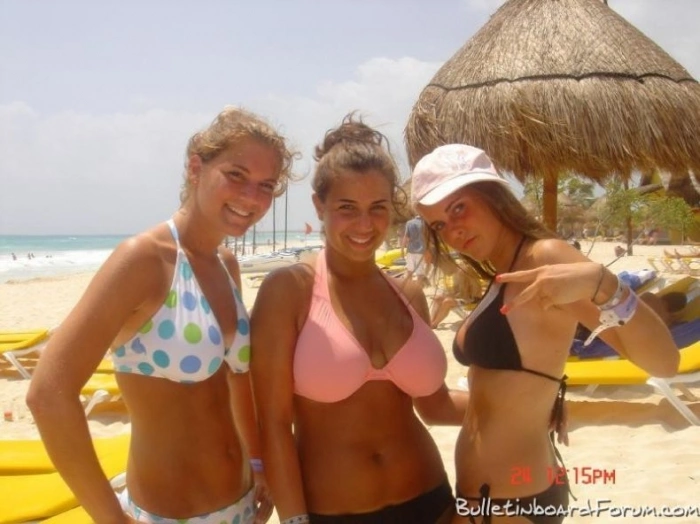 Дівчата в бікіні (150 фото) – фото 72