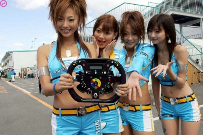 Дівчата Формули 1 (15 фото) – фото 2