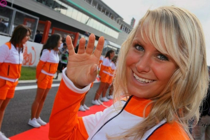 Дівчата Формули 1 (15 фото) – фото 14