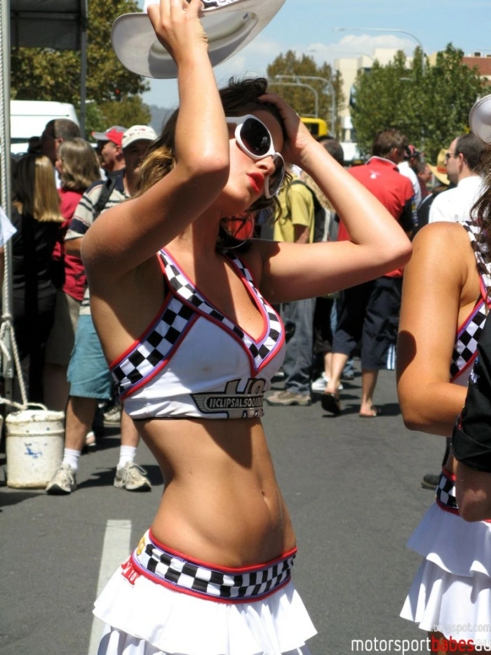 Дівчата з Clipsal 500 – фото 11