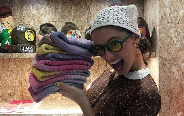 Подивіться на Айріс Лоу - дочку актора Джуда Лоу, яка занадто швидко виросла (14 фото)