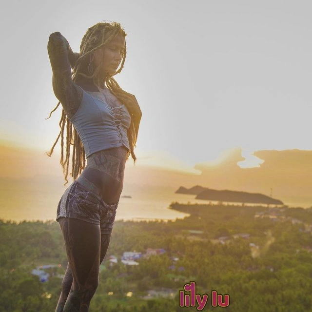 Анускатз - німецька тату-модель, зовнішній вигляд якої може налякати (20 фото) – фото 13