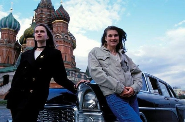 Дівчата з 90-х: різні, але все одно чарівні (15 фото) – фото 3