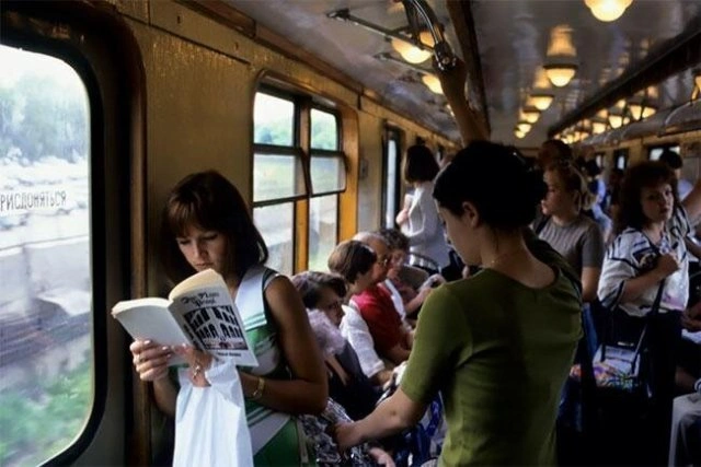 Дівчата з 90-х: різні, але все одно чарівні (15 фото) – фото 9