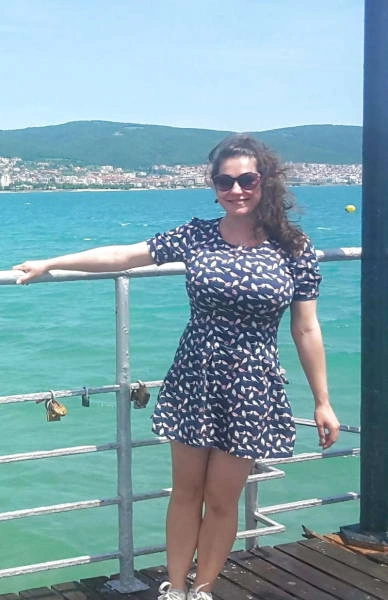 Дівчата з пишним і природним бюстом (25 фото) – фото 2