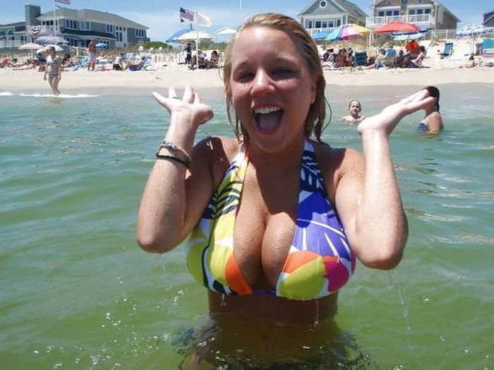 Дівчата з пишним і природним бюстом (25 фото) – фото 7