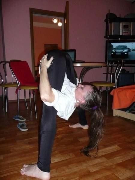 Неймовірно гнучкі дівчата (42 фото) – фото 14