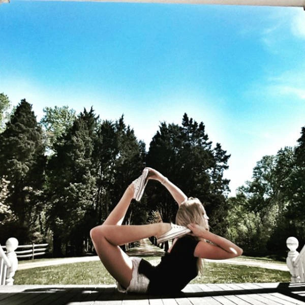 Неймовірно гнучкі дівчата (42 фото) – фото 32